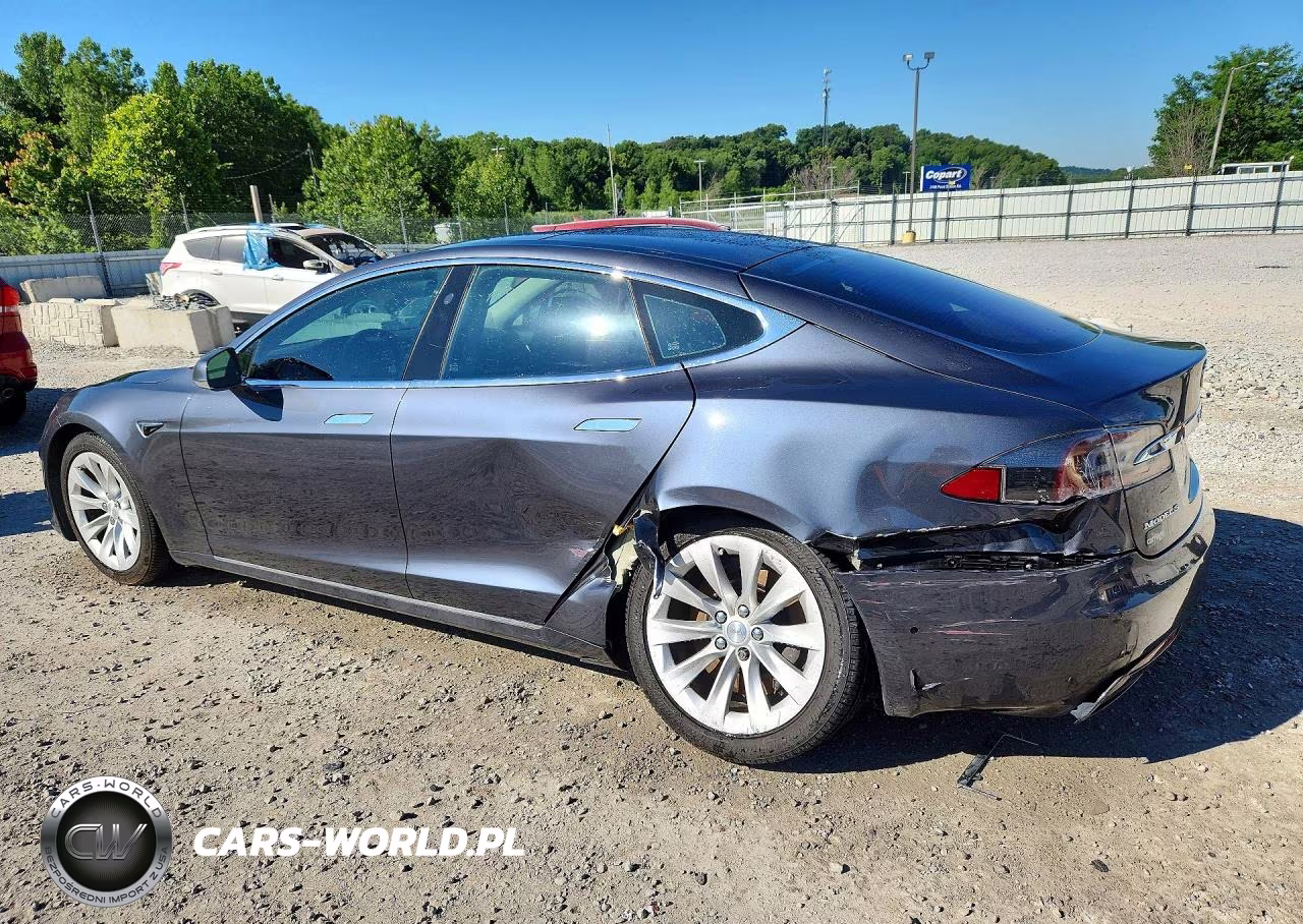 2016 Tesla Model S VIN:5YJSA1E27GF168445 - 2