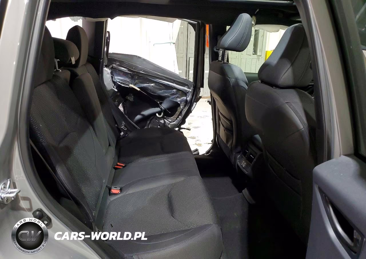 2025 Subaru Forester Premium VIN:JF2SLDBC4SH444714 - 10