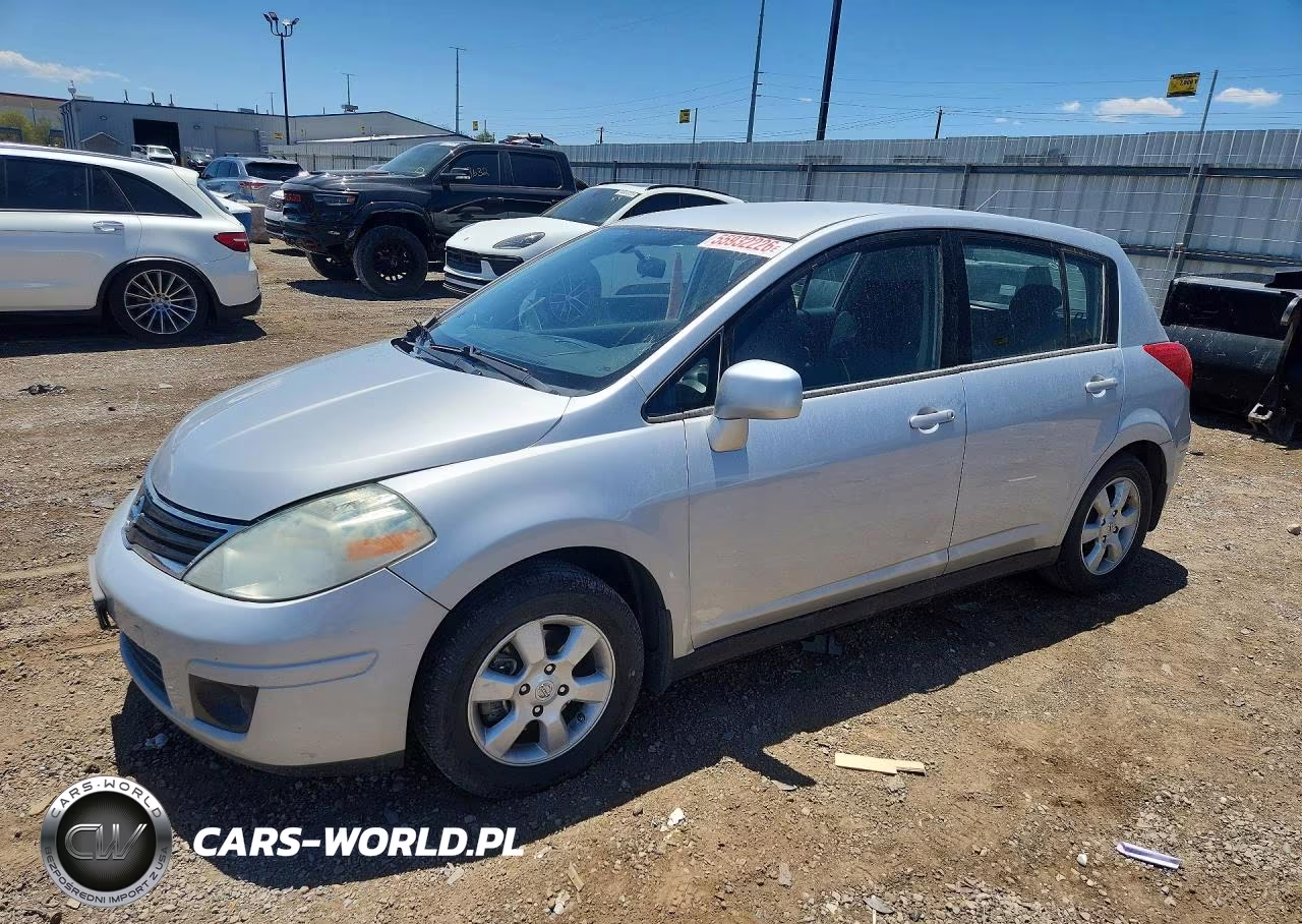2010 Nissan Versa 1.8 S