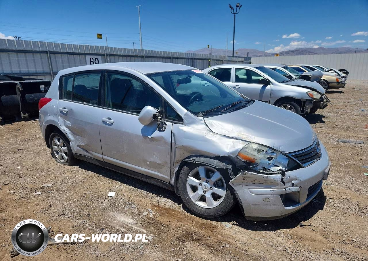 2010 Nissan Versa 1.8 S VIN:3N1BC1CP5AL390163 - 4