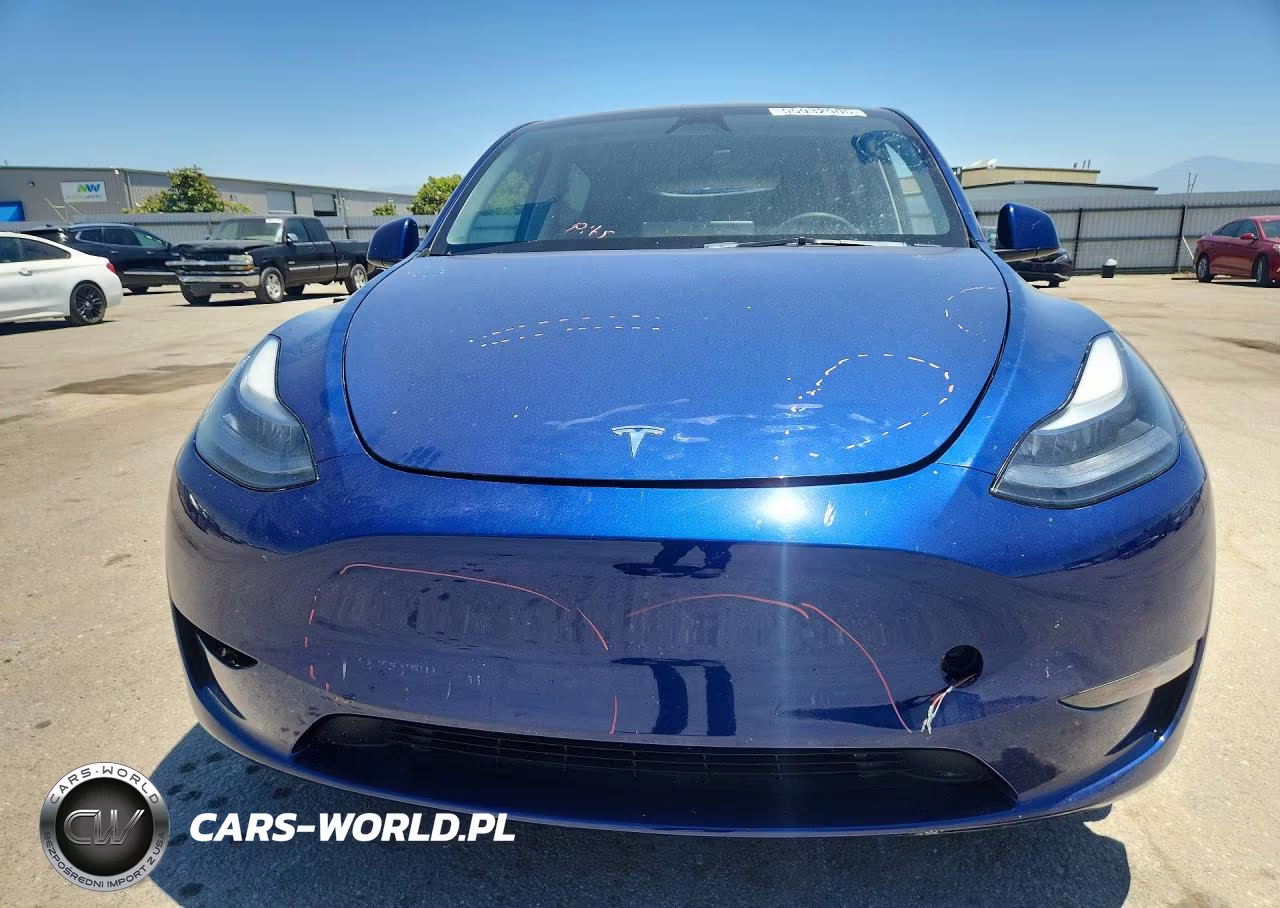 2023 Tesla Model Y VIN:7SAYGAEE0PF836964 - 5