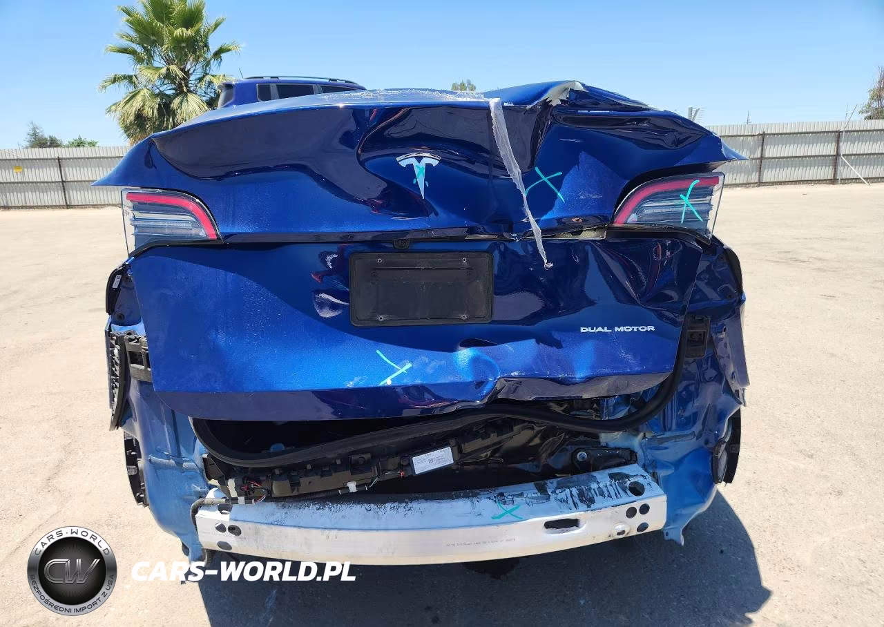 2023 Tesla Model Y VIN:7SAYGAEE0PF836964 - 6