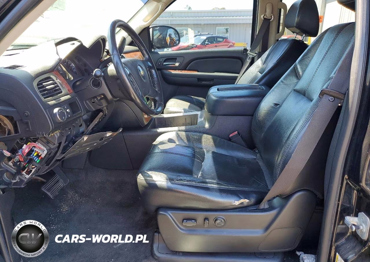 2007 Chevrolet Tahoe C1500 VIN:1GNFC13J17R189394 - 7