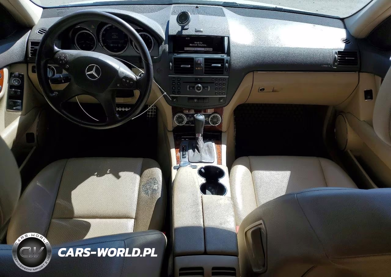 2011 Mercedes-Benz C 300 VIN:WDDGF5EB7BR174821 - 8