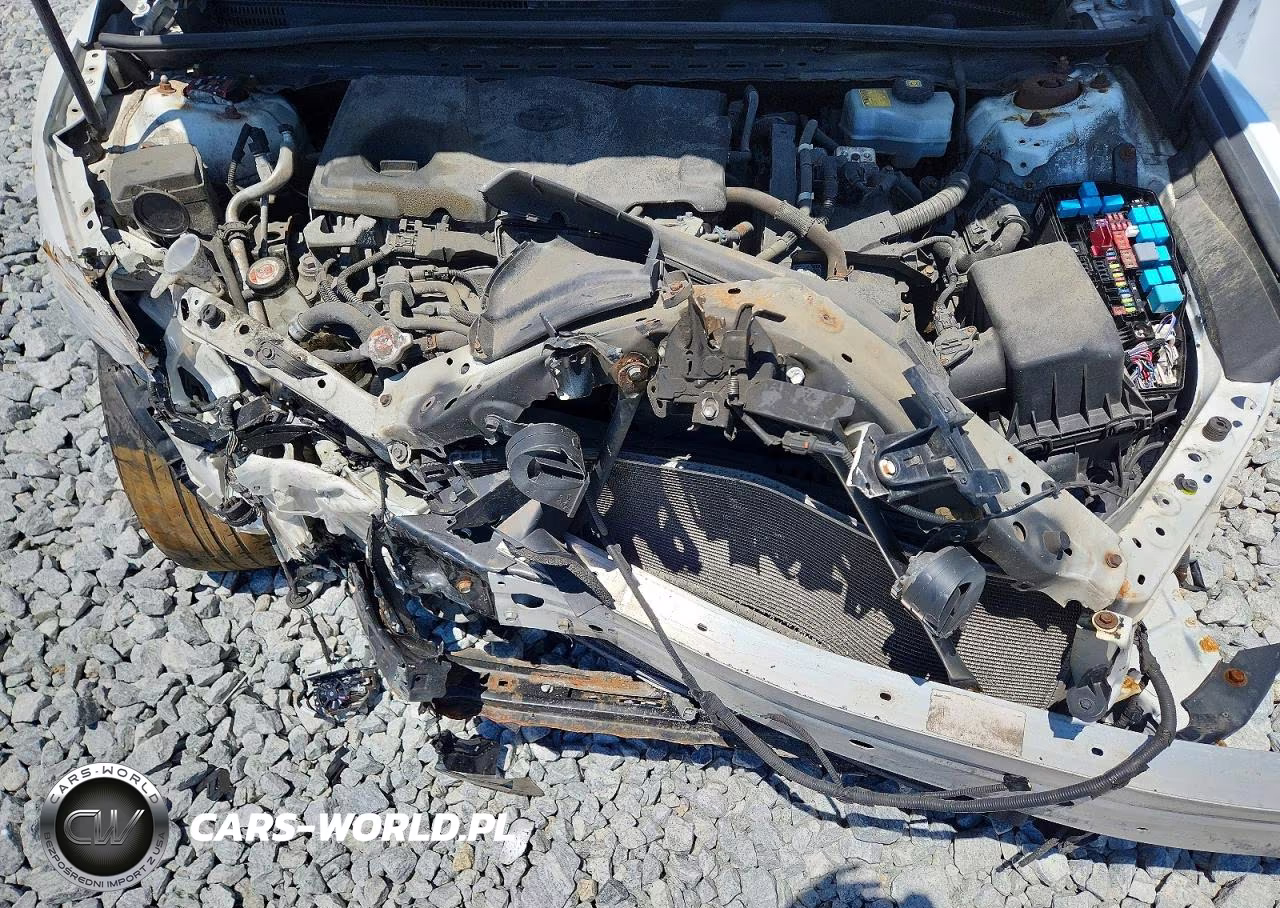 2018 Toyota Camry Le VIN:4T1B31HK9JU002542 - 11