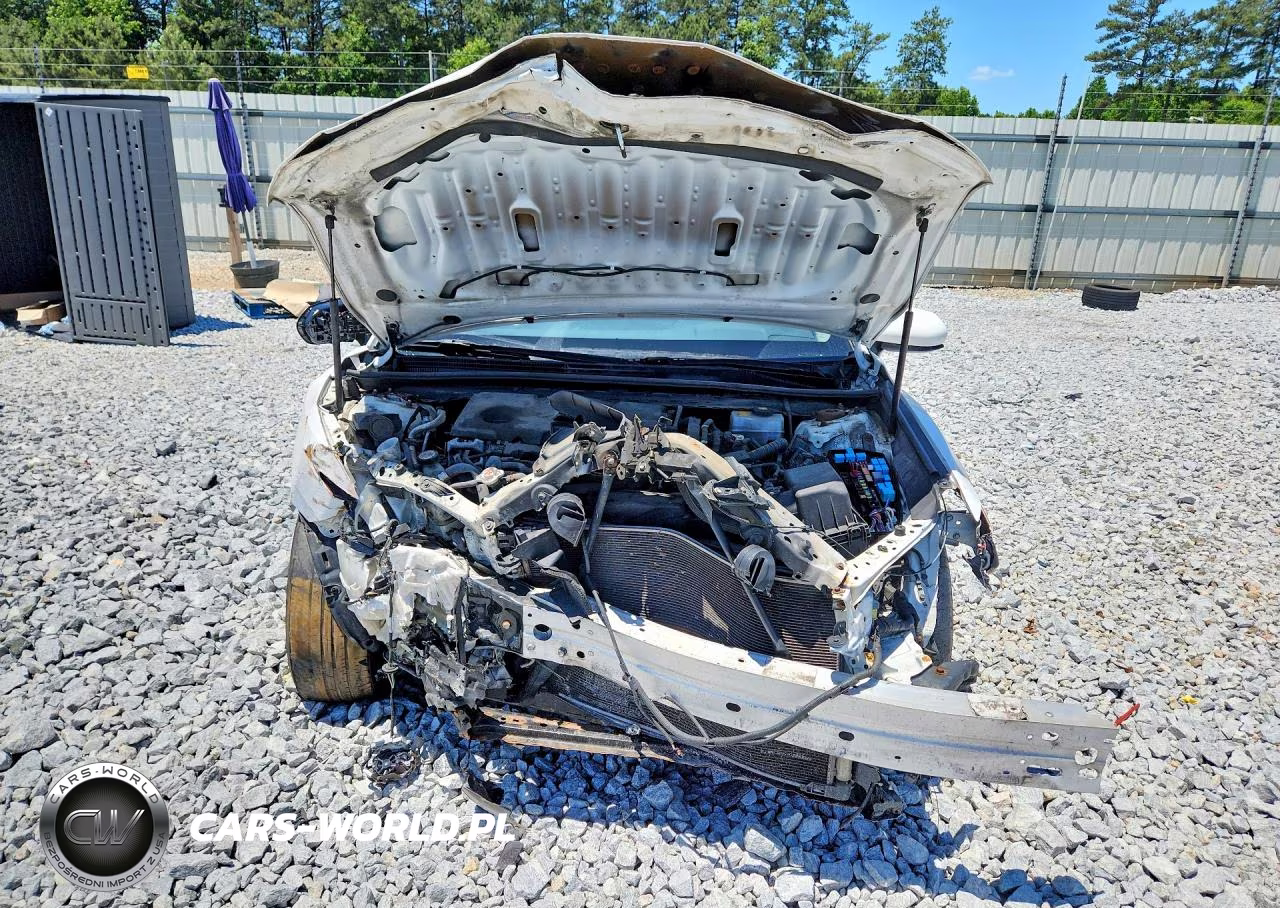 2018 Toyota Camry Le VIN:4T1B31HK9JU002542 - 5