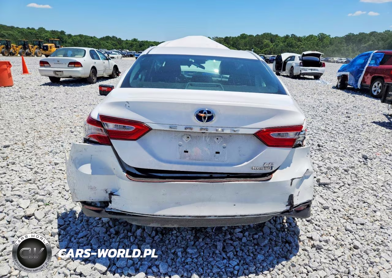 2018 Toyota Camry Le VIN:4T1B31HK9JU002542 - 6