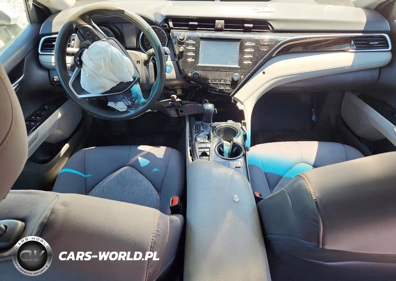 2018 Toyota Camry Le VIN:4T1B31HK9JU002542 - 8