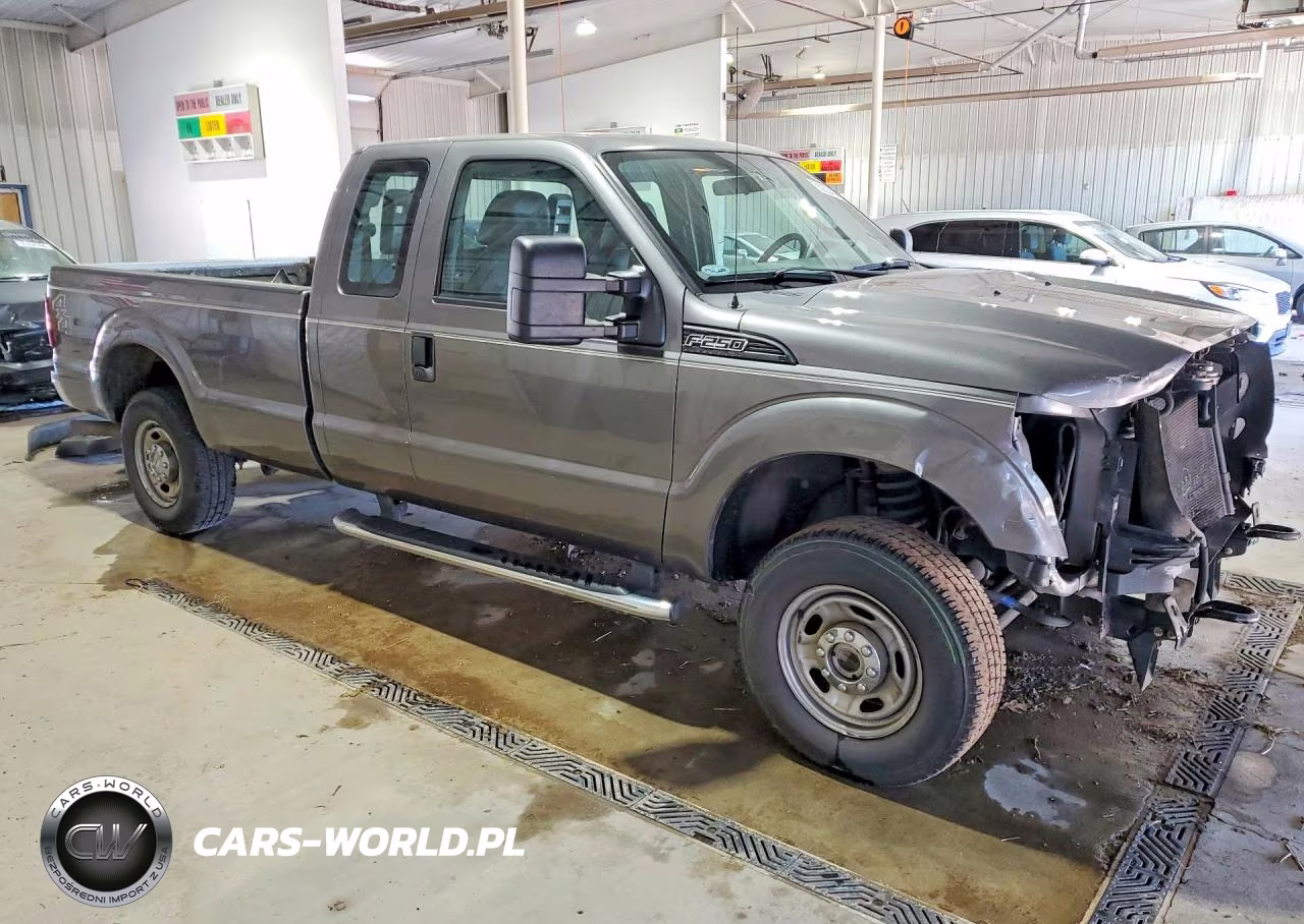 2011 Ford F250 Super Duty VIN:1FT7X2B63BEB07394 - 4
