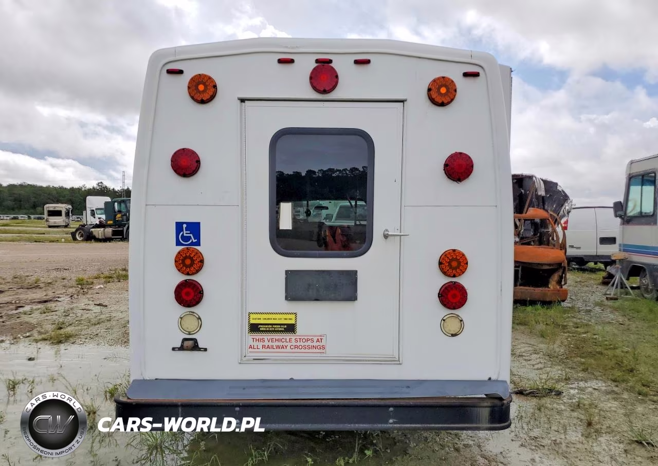 2014 Ford Econoline E450 Super Duty Cutaway Van VIN:1FDEE4FL9EDA66011 - 6