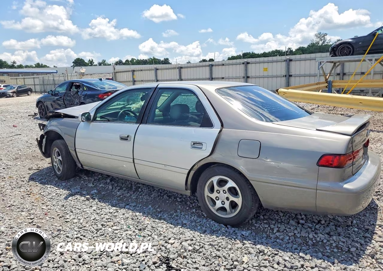 1999 Toyota Camry VIN:4T1BG22K3XU549480 - 2