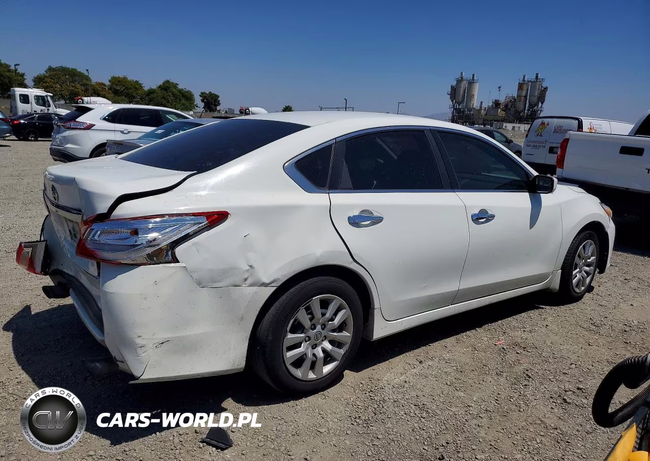 2016 Nissan Altima 2.5 S VIN:1N4AL3AP2GC197454 - 3