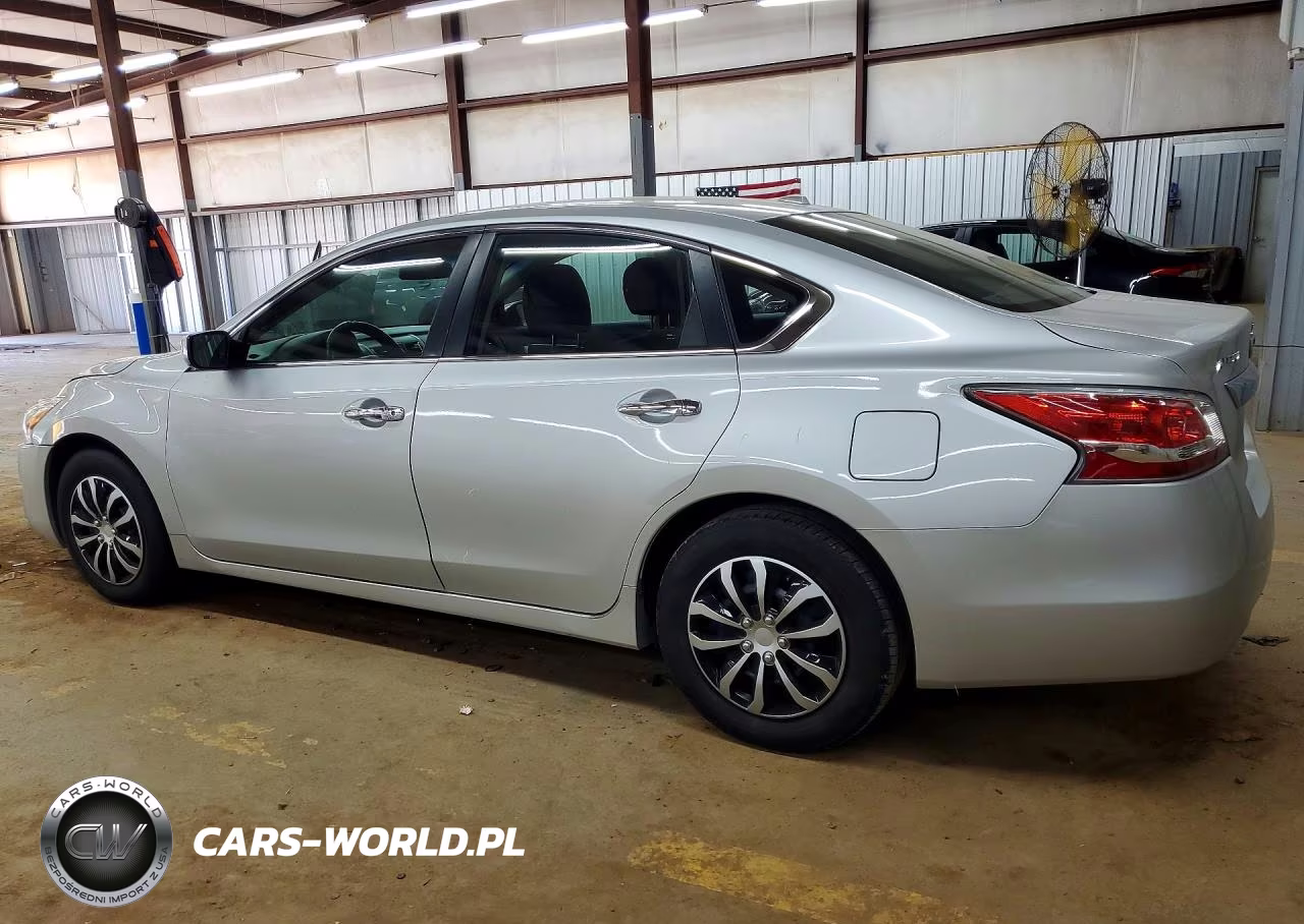 2015 Nissan Altima 2.5 S VIN:1N4AL3AP8FN334352 - 2