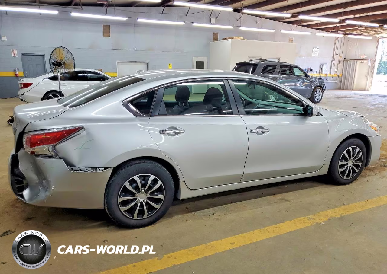 2015 Nissan Altima 2.5 S VIN:1N4AL3AP8FN334352 - 3