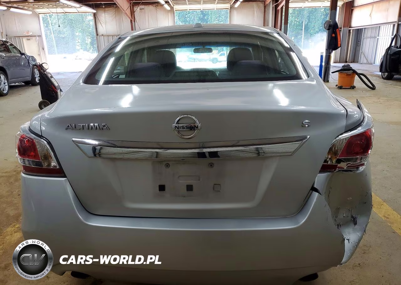 2015 Nissan Altima 2.5 S VIN:1N4AL3AP8FN334352 - 6