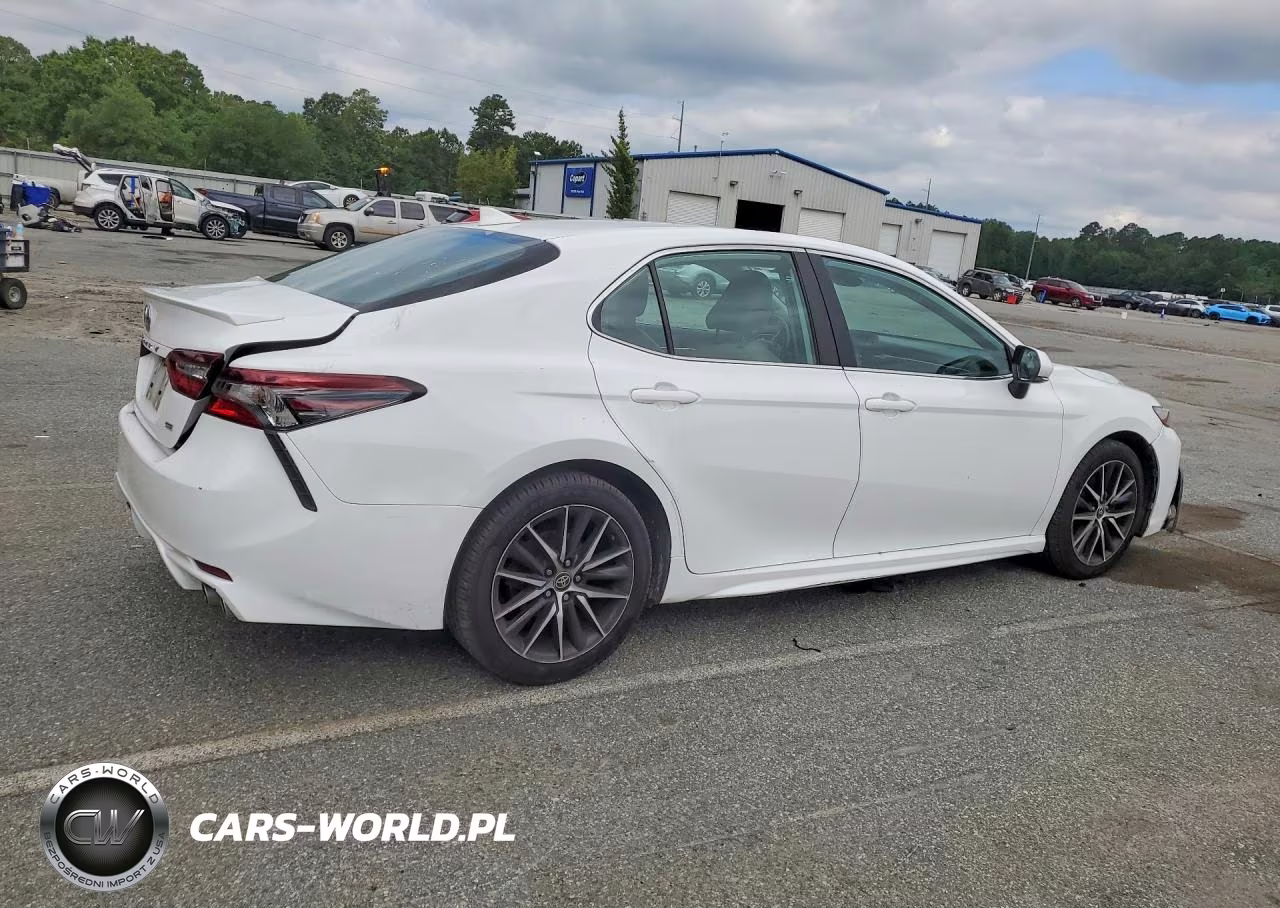 2022 Toyota Camry Se VIN:4T1T11AK3NU688328 - 3