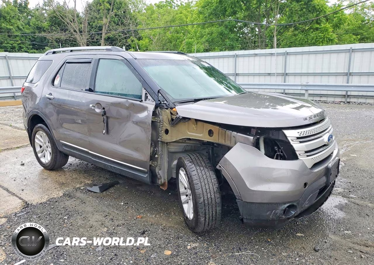 2012 Ford Explorer Xlt VIN:1FMHK8D83CGA89789 - 4