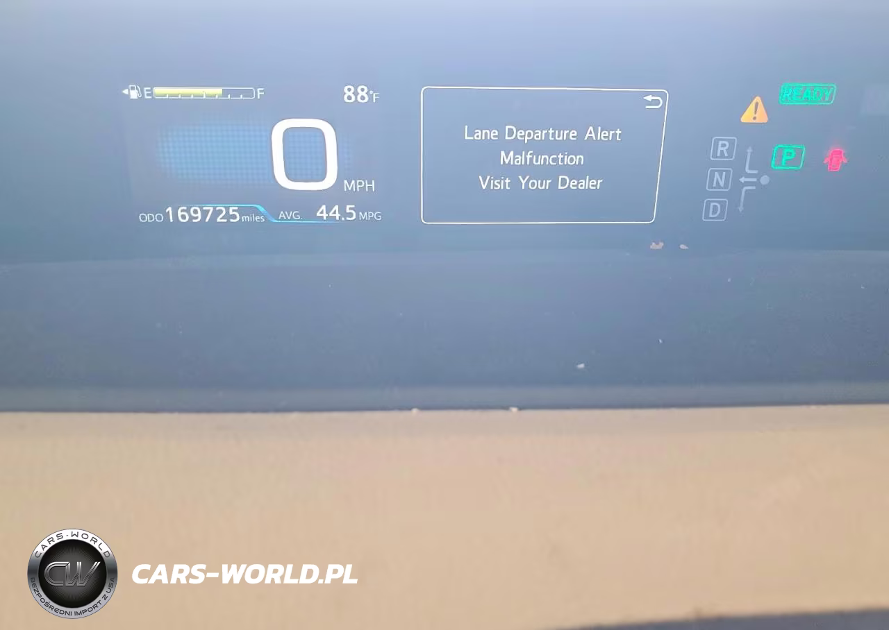 2019 Toyota Prius VIN:JTDKARFU8K3068696 - 9