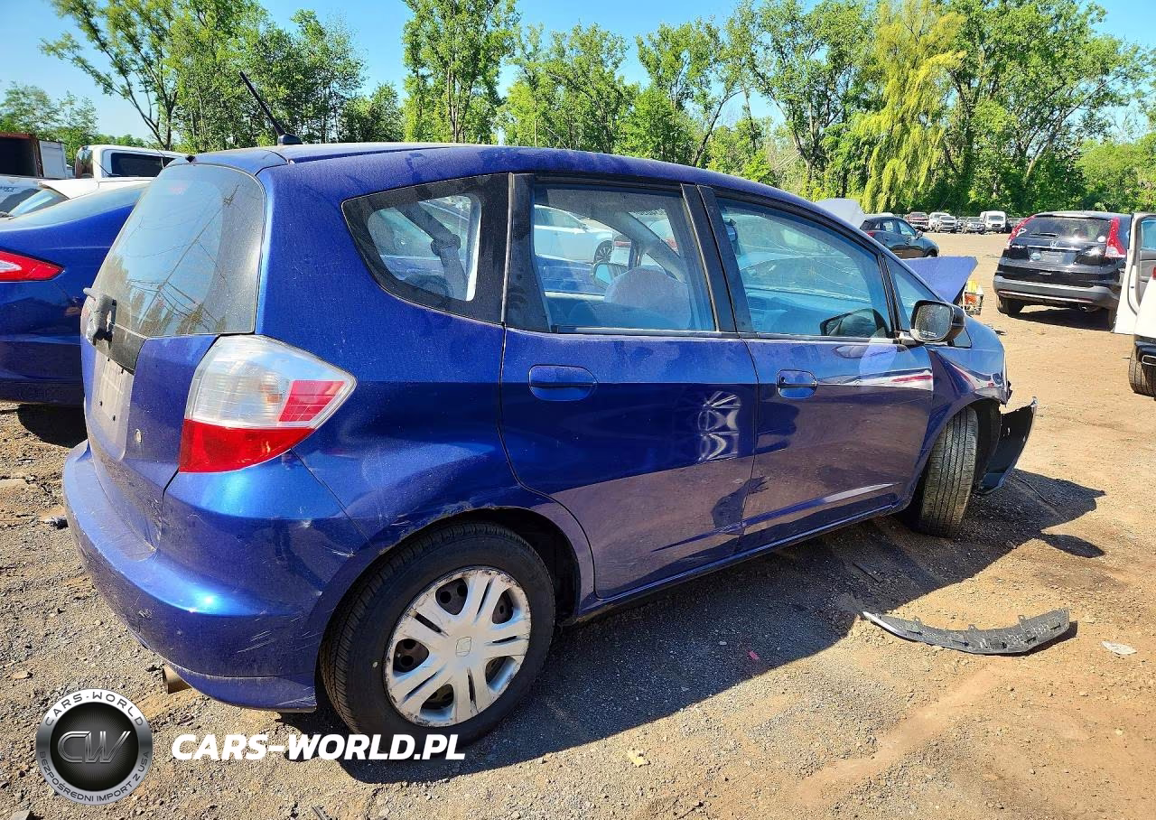 2009 Honda Fit VIN:JHMGE88289S066803 - 3