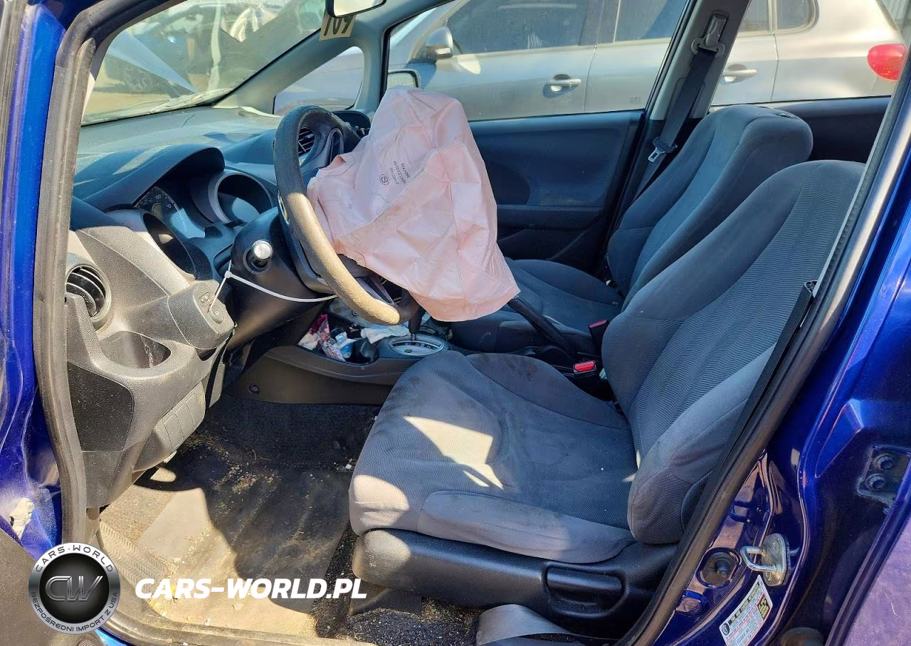 2009 Honda Fit VIN:JHMGE88289S066803 - 7