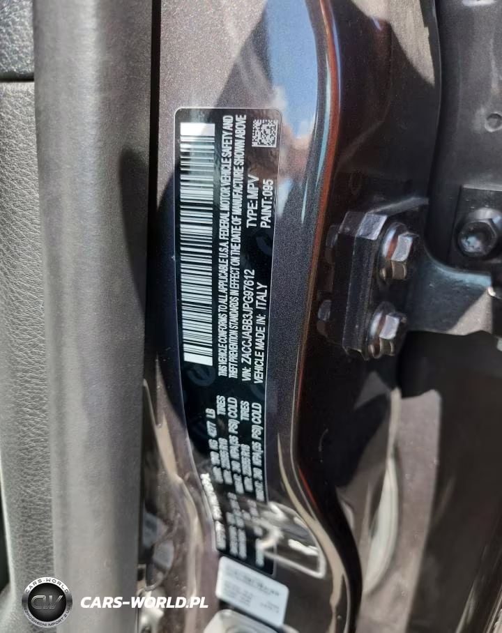 2018 Jeep Renegade Latitude VIN:ZACCJABB3JPG97612 - 13