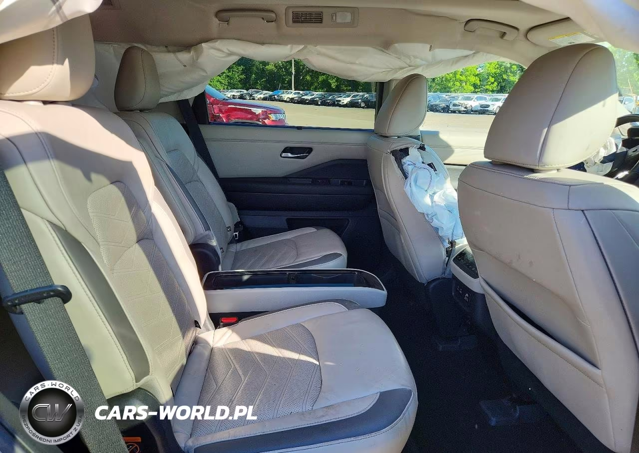 2022 Nissan Pathfinder Platinum VIN:5N1DR3DK5NC230767 - 11