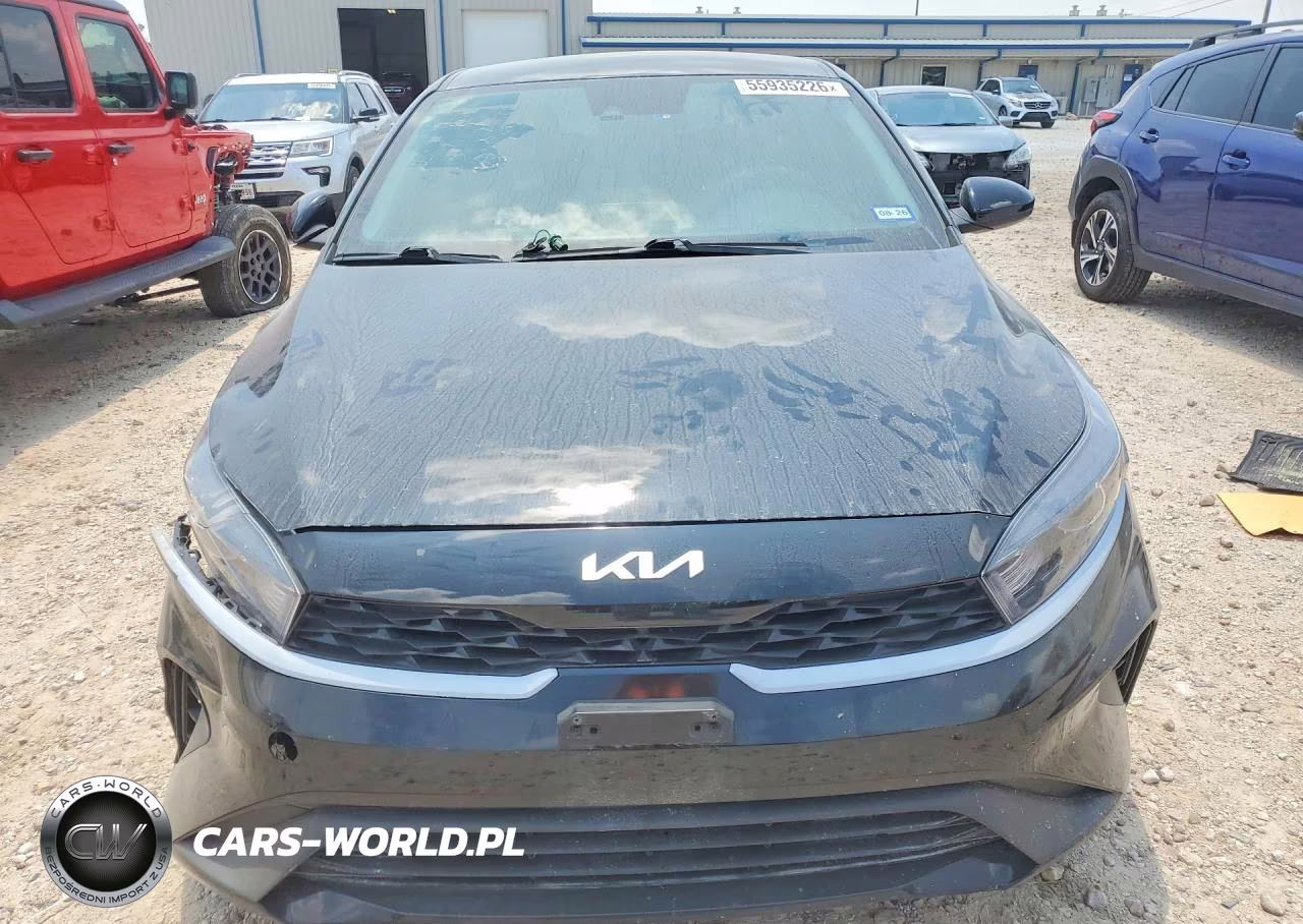 2024 Kia Forte Lxs VIN:3KPF24AD0RE837672 - 5