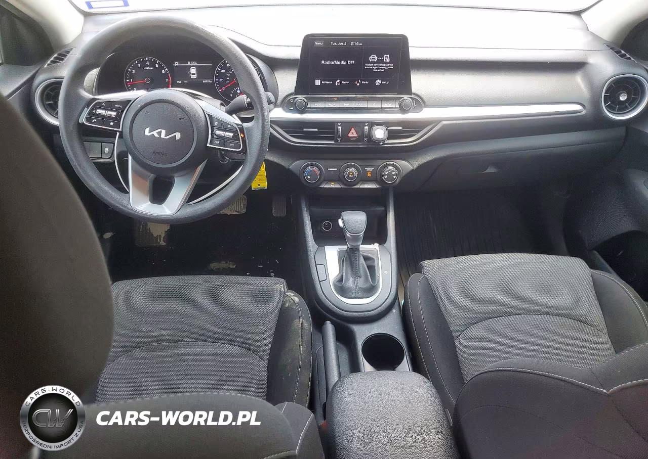 2024 Kia Forte Lxs VIN:3KPF24AD0RE837672 - 8