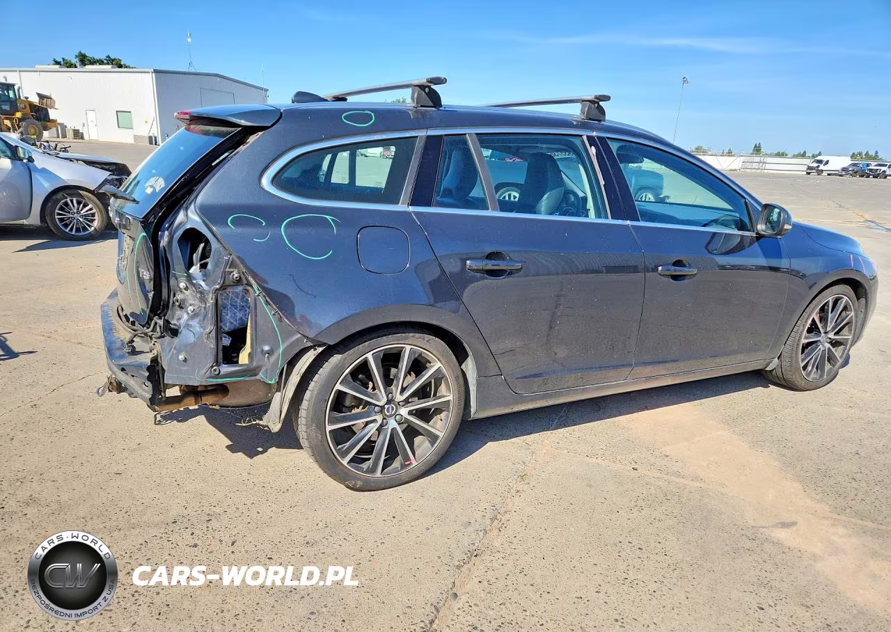 2016 Volv V60 VIN:YV140MEK6G1303818 - 3