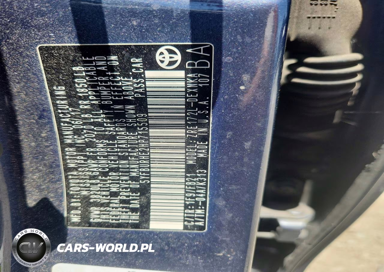 2017 Toyota Corolla Le VIN:5YFBURHE2HP715509 - 12