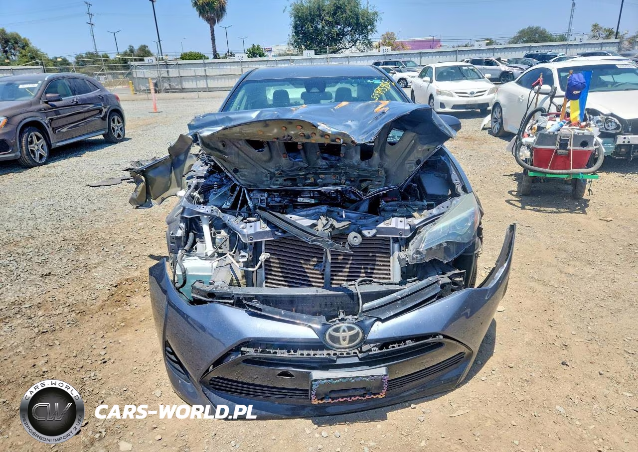 2017 Toyota Corolla Le VIN:5YFBURHE2HP715509 - 5