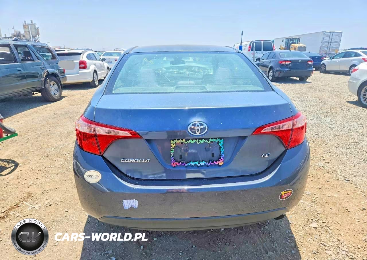 2017 Toyota Corolla Le VIN:5YFBURHE2HP715509 - 6