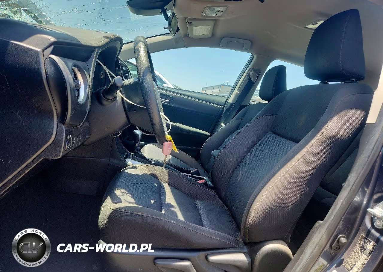 2017 Toyota Corolla Le VIN:5YFBURHE2HP715509 - 7