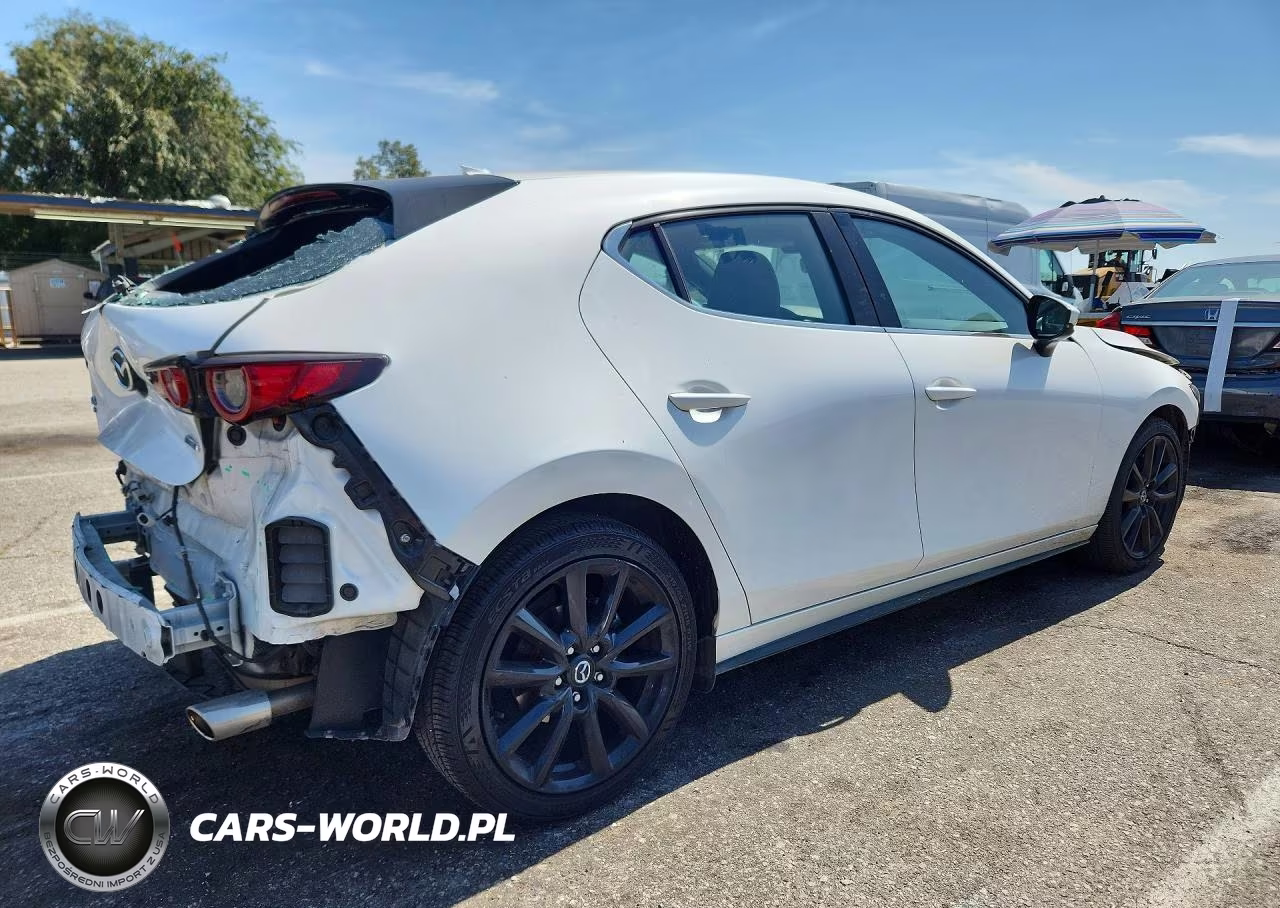 2021 Mazda 3 Premium VIN:JM1BPBML8M1339626 - 3