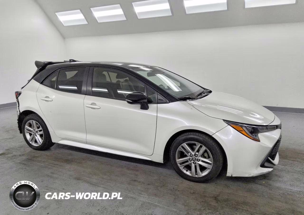 2020 Toyota Corolla Hatchback Se VIN:JTND4RBE0L3079171 - 4