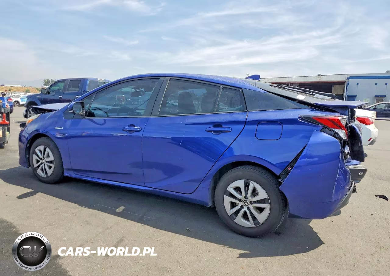 2016 Toyota Prius Four VIN:JTDKARFU2G3523615 - 2