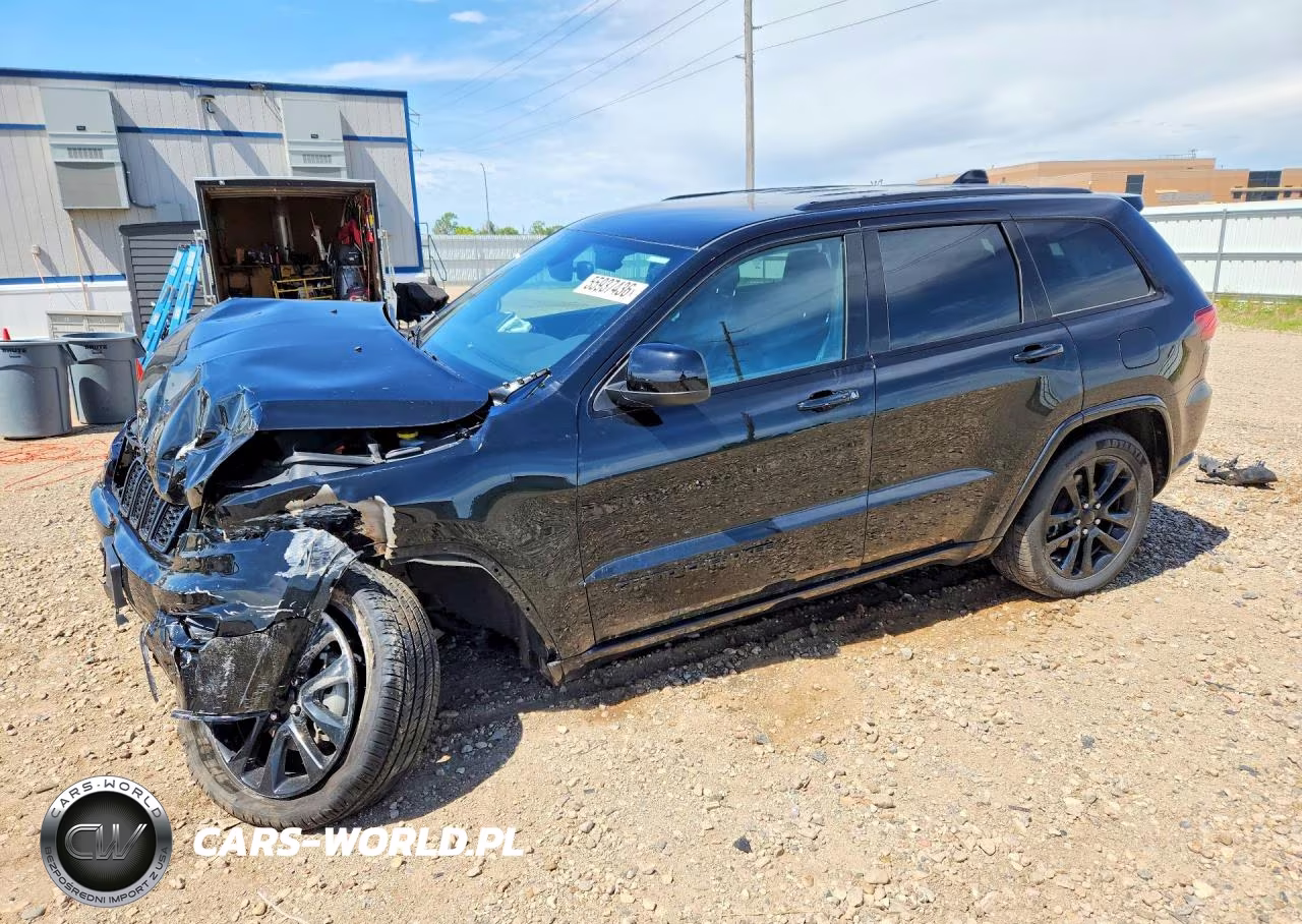 2020 Jeep Grand Cherokee Laredo