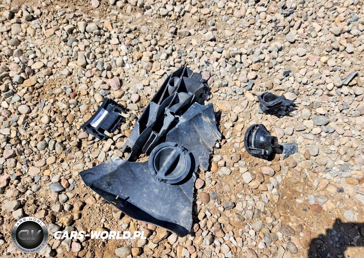 2020 Jeep Grand Cherokee Laredo VIN:1C4RJFAG7LC241205 - 13
