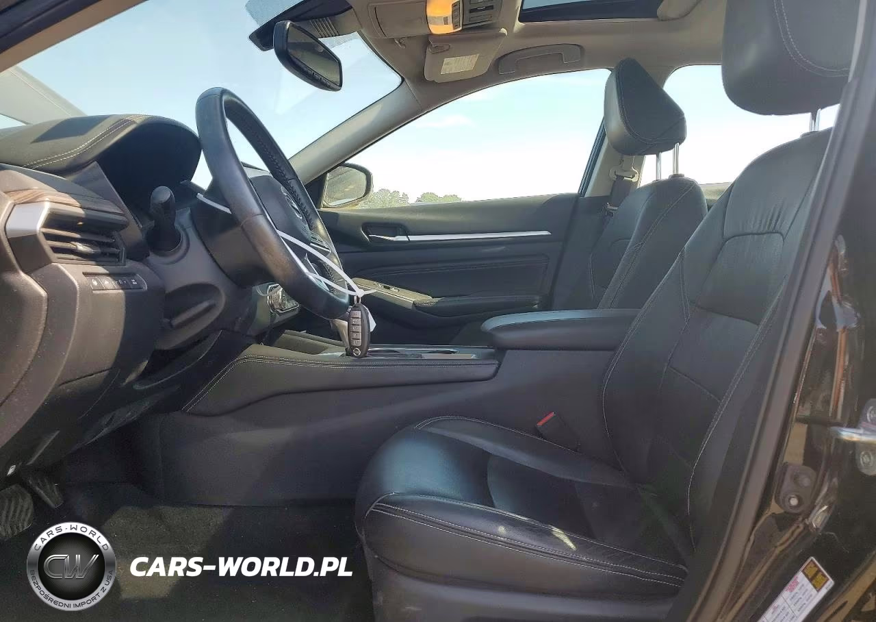 2019 Nissan Altima Platinum VIN:1N4BL4FW7KN304053 - 7