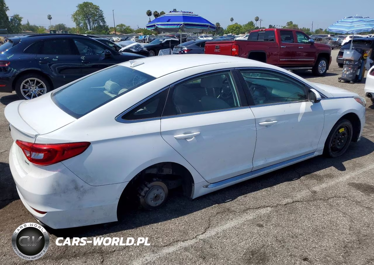 2016 Hyundai Sonata Sport VIN:5NPE34AF8GH274471 - 3