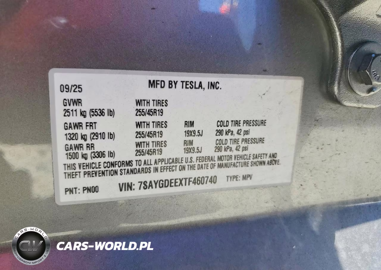 2026 Tesla Model Y VIN:7SAYGDEEXTF460740 - 13