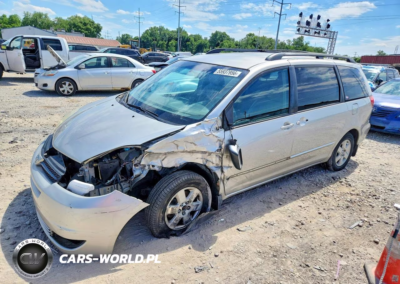 2004 Toyota Sienna Le 7 Passenger – zdjęcie 1 z 13