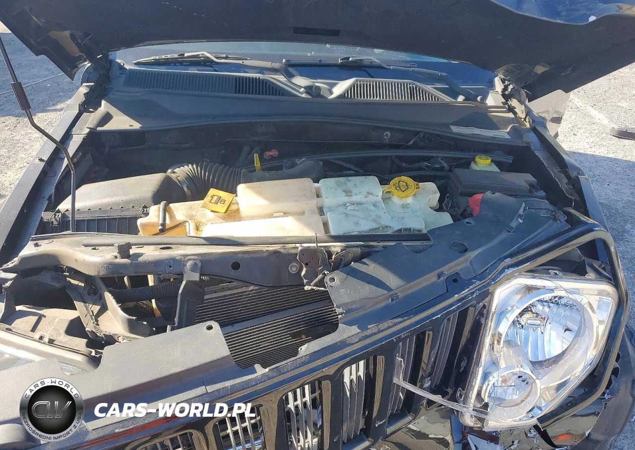 2012 Jeep Liberty Sport VIN:1C4PJMAK9CW203036 - 12