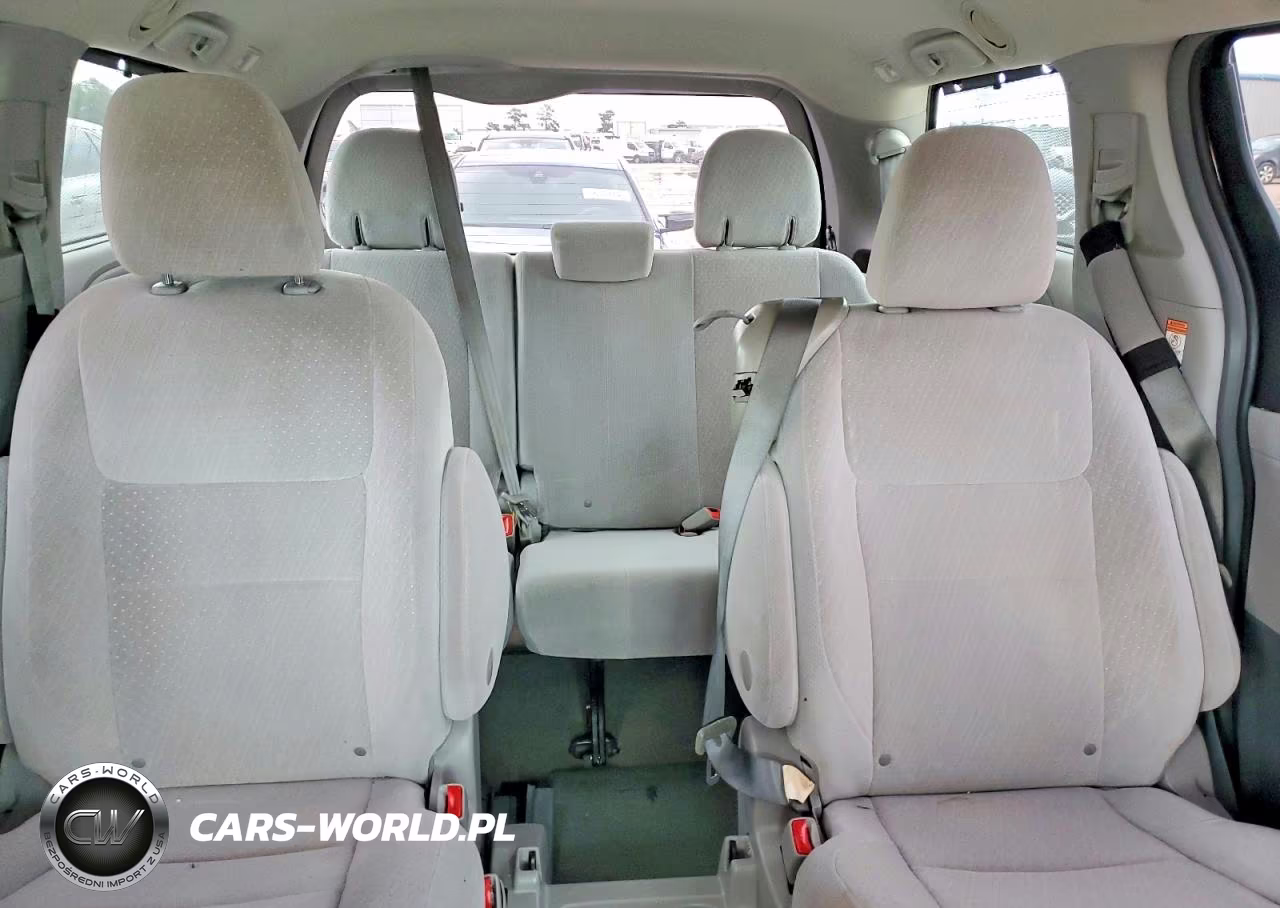 2015 Toyota Sienna Le VIN:5TDKK3DC3FS678353 - 10