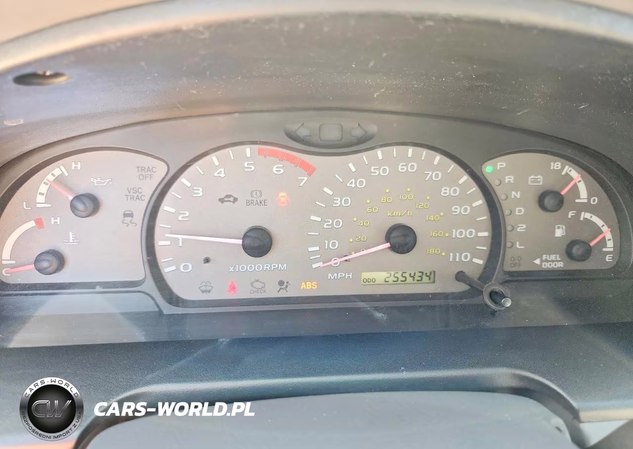 2004 Toyota Sequoia Sr5 VIN:5TDZT34A34S206077 - 9