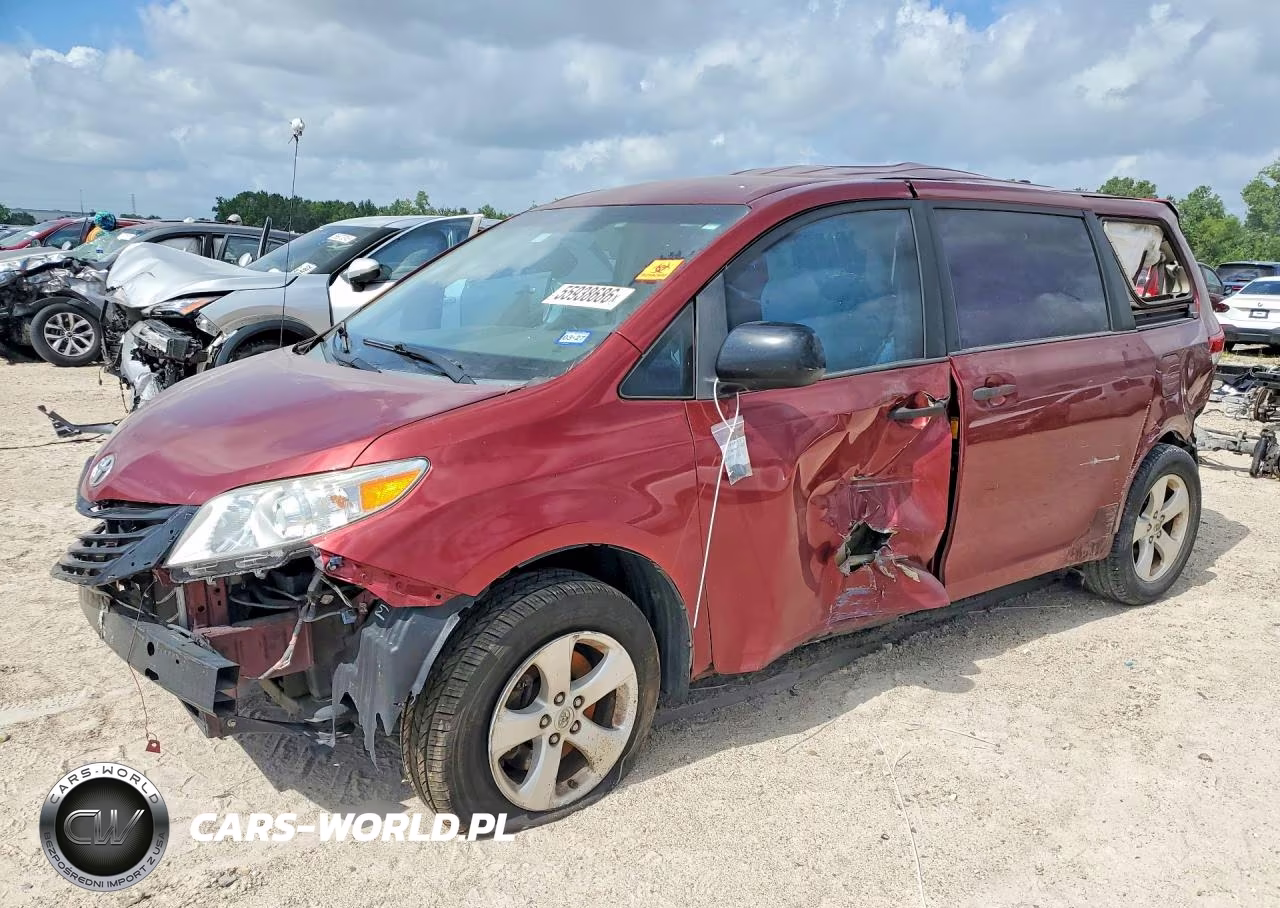 2013 Toyota Sienna L 7-Passenger