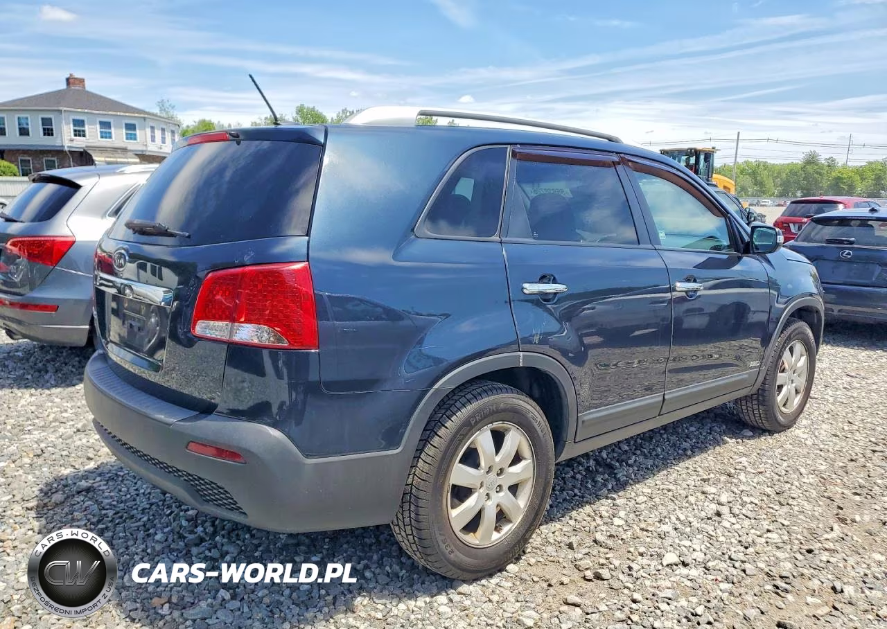 2012 Kia Sorento Lx VIN:5XYKTDA23CG296816 - 3