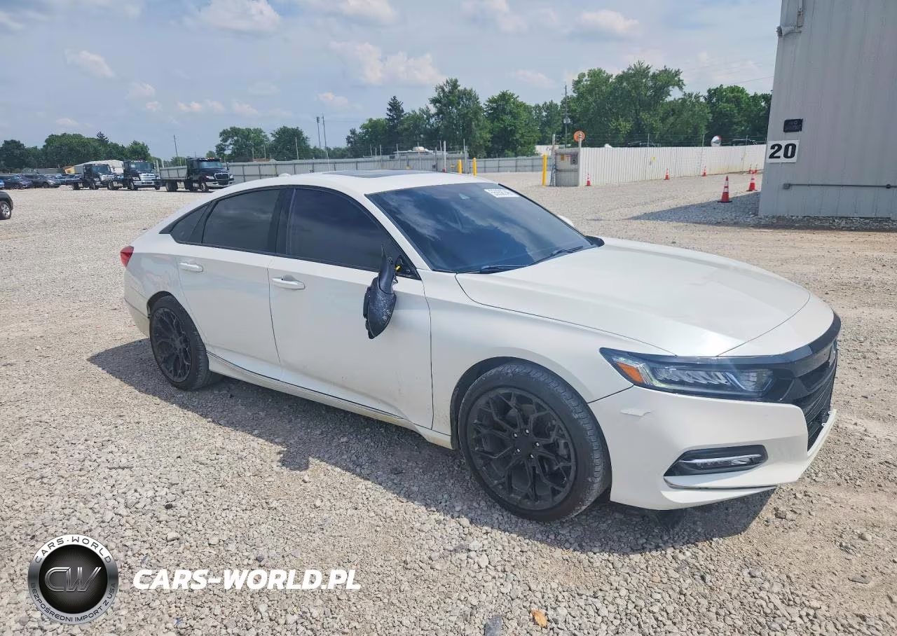 2018 Honda Accord Hybrid Exl VIN:1HGCV3F56JA015554 - 4