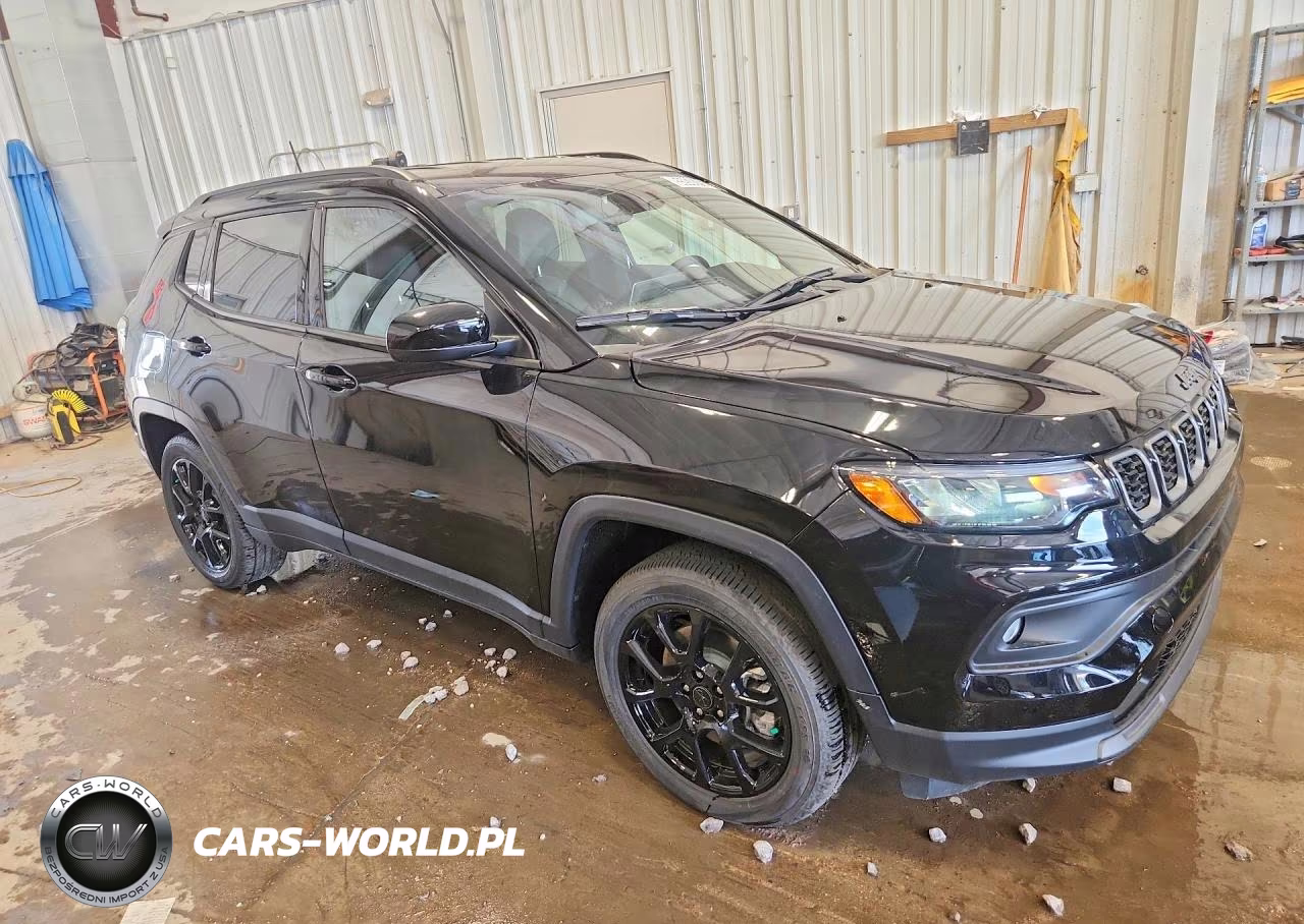 2026 Jeep Compass Latitude VIN:3C4NJDBN6TT180031 - 4