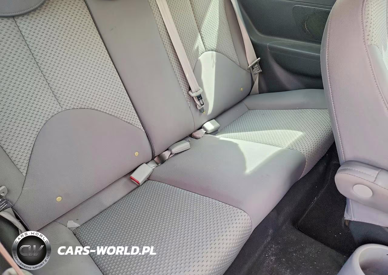 2011 Hyundai Accent Gl VIN:KMHCM3AC7BU199907 - 11